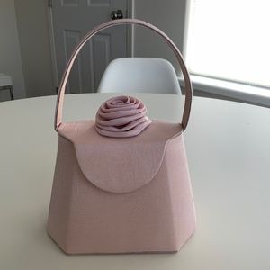 HANDBAG BABY PINK WITH ROSE ON TOP